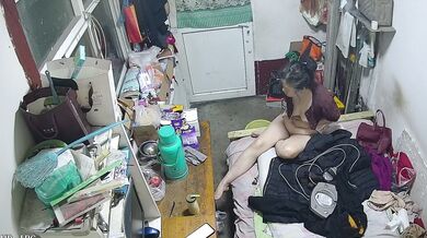 【稀缺资源魔手外购】年度精选三黑客破解家庭摄像头真实偸拍 五花八门的居家隐私生活夫妻日常性生活偸情的牛逼 (9)